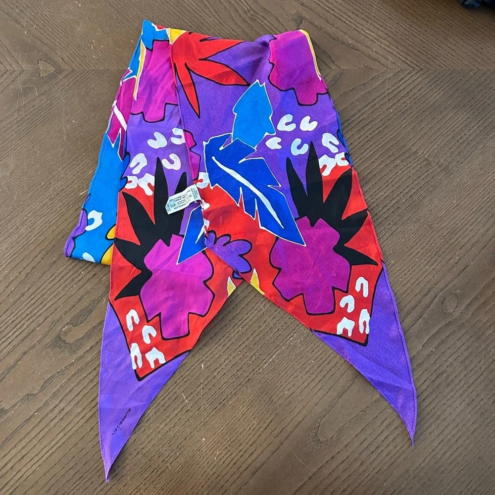 100% Silk Liz Claiborne Floral Scarf 68